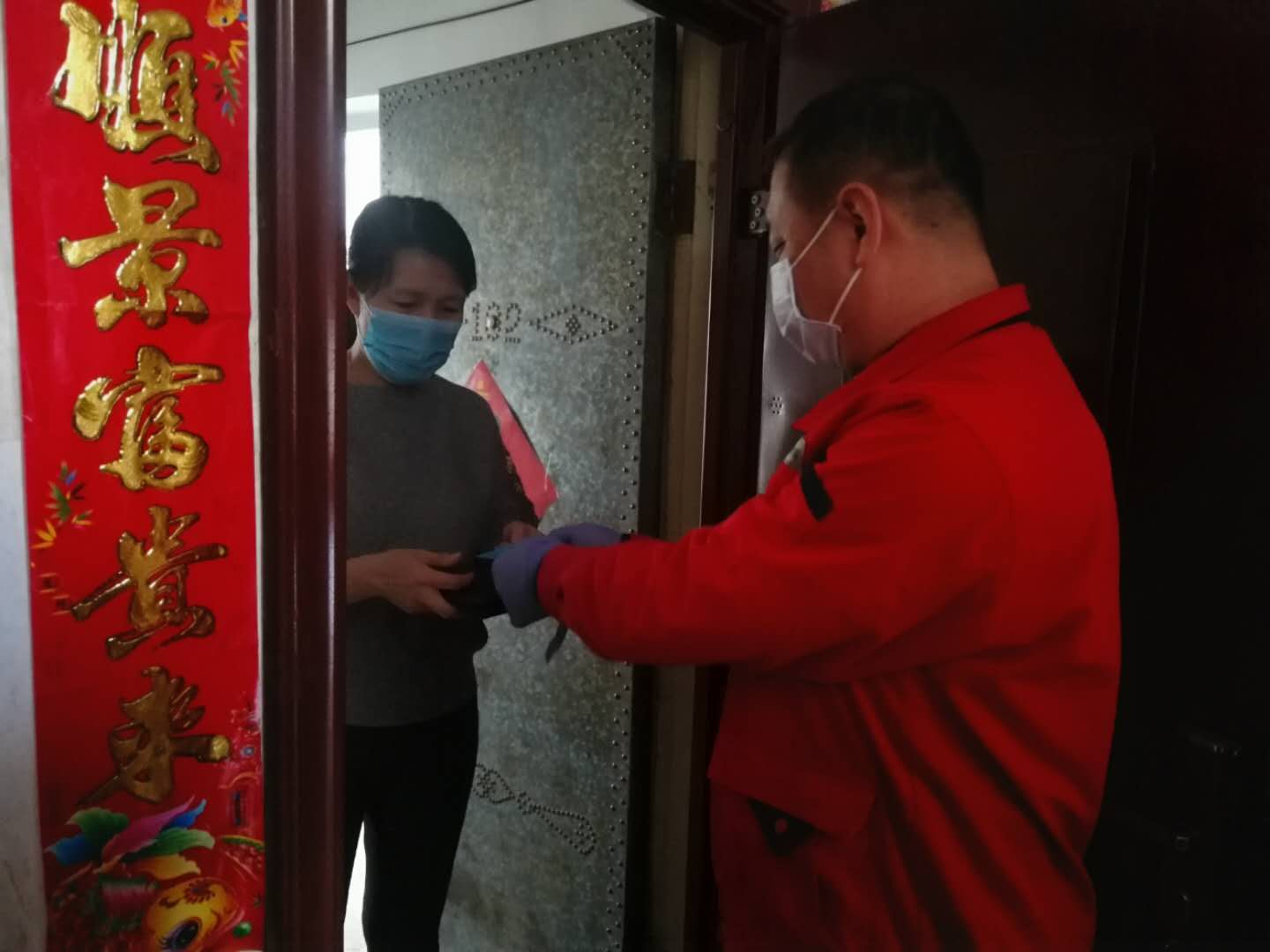 疫情防控，黨員在行動