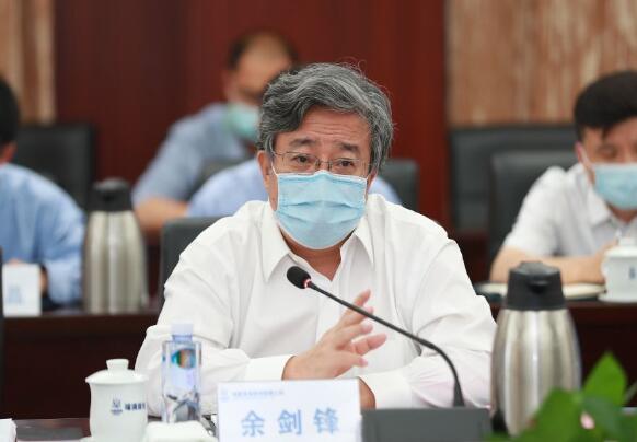 中核集團(tuán)黨組書記、董事長(zhǎng)余劍鋒：攜手同心干好新時(shí)代重大工程