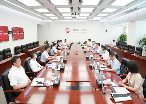 中國能建總經(jīng)理、黨委副書記孫洪水拜訪中國誠通董事長朱碧新
