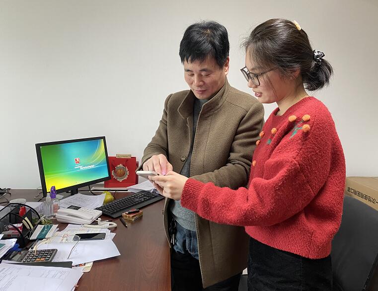 浙江慈溪市供電公司“點對點”服務(wù)推進個稅專項附加扣除信息確認(rèn)工作