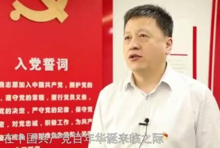 周群任中國電氣裝備集團(tuán)有限公司黨委副書記、董事，提名為中國電氣裝備集團(tuán)有限公司總經(jīng)理人選