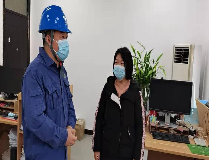 國網(wǎng)城固供電公司：走訪小微企業(yè)，當(dāng)好“電管家”