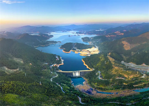 華電福建公司不負春光趕秋實，“雙碳”路上奮楫行