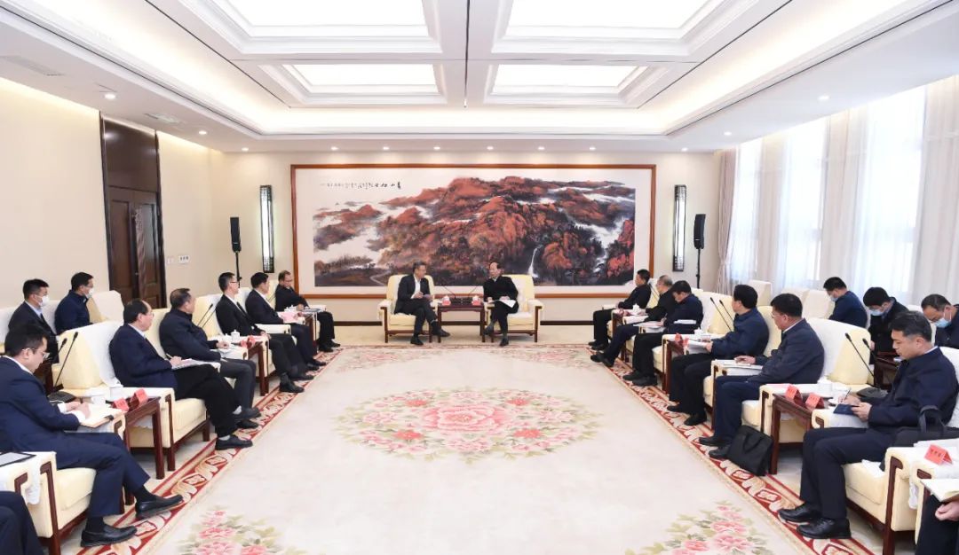 錢智民、江毅拜會(huì)內(nèi)蒙古自治區(qū)黨委書記、人大常委會(huì)主任石泰峰