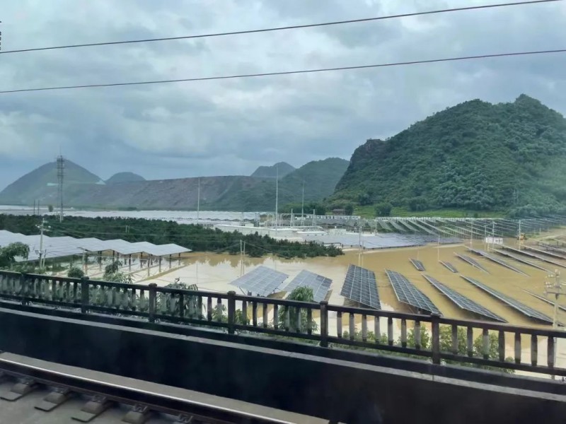 地面電站秒變漂浮電站，又一光伏電站被水淹！
