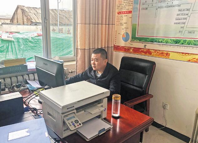 駐村書記王維：“村民需要啥，我們就干啥”