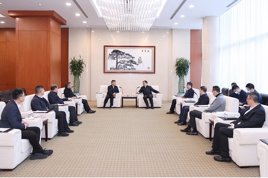 鄧建玲會見福建省政協(xié)副主席、漳州市委書記張國旺