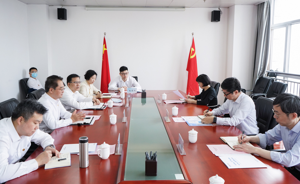 中國能建黨委常委、副總經(jīng)理吳云與國家能源局華中監(jiān)管局黨組書記、局長任育之會談