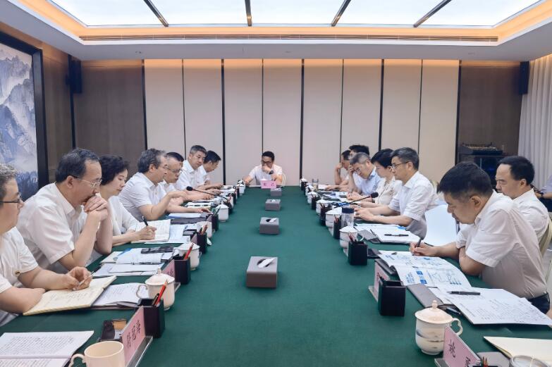 中國能建副總經理吳云與襄陽市委副書記、市長王太暉會談