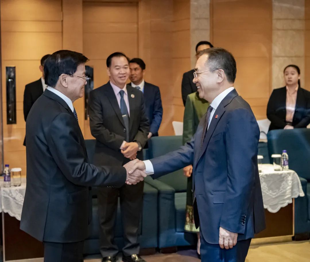 大唐集團(tuán)黨組書記、董事長鄒磊拜會(huì)老撾國家主席通倫·西蘇里