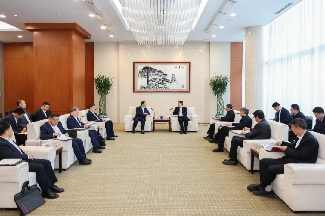華能集團董事長溫樞剛會見中國電氣裝備董事長白忠泉、總經(jīng)理周群