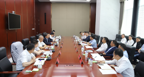 中國(guó)電建黨委常委、副總經(jīng)理劉源源與晉能控股集團(tuán)黨委書記、董事長(zhǎng)李國(guó)彪舉行會(huì)談