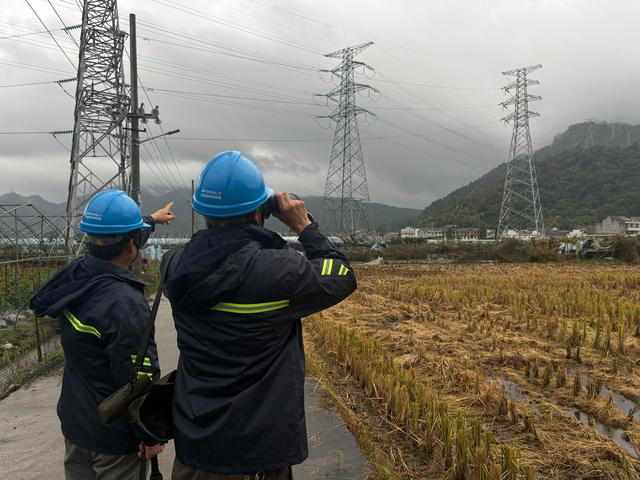 國(guó)網(wǎng)平陽供電供電全力迎戰(zhàn)臺(tái)風(fēng) 保障電網(wǎng)安全