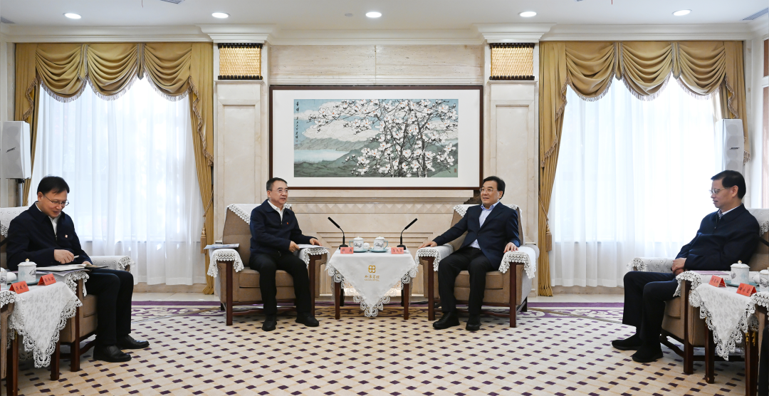 大唐集團董事長鄒磊、總經(jīng)理張傳江拜會江蘇省委書記信長星、省長許昆林