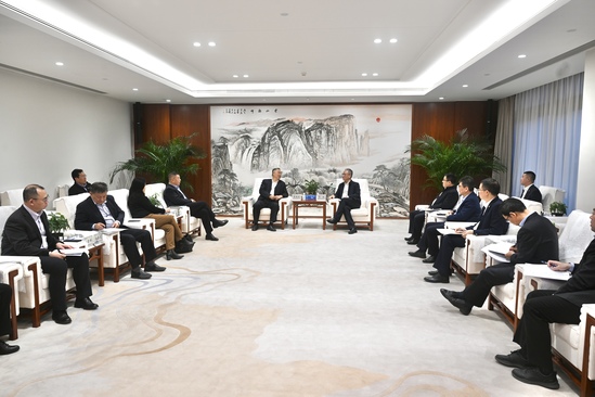 中國電建黨委副書記、總經(jīng)理王斌與中國機電商會黨委書記、會長張鈺晶舉行會談