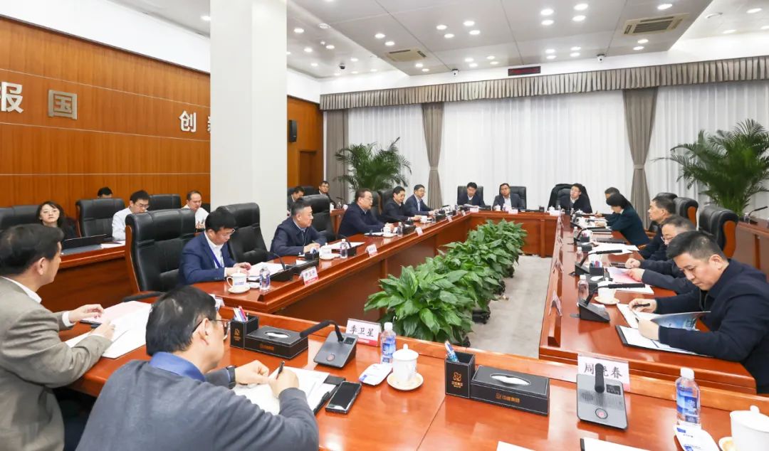中核集團(tuán)會(huì)見江蘇省委常委、蘇州市委書記劉小濤一行