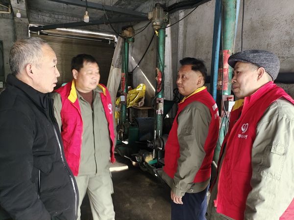 湖北竹溪供電公司嚴(yán)明從業(yè)紀(jì)，擦亮服務(wù)窗