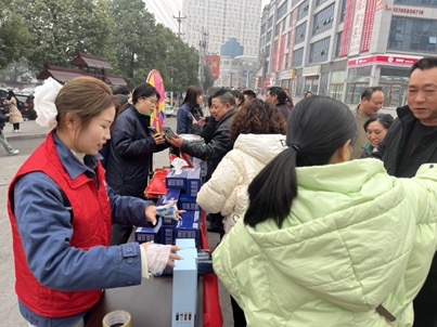 貴州遵義正安供電局：供電送祝福，情暖返鄉(xiāng)路