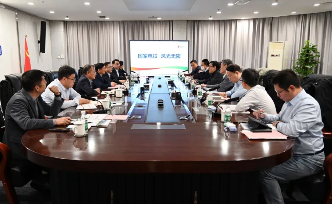 黃河水電公司黨委書記、董事長姚小彥會(huì)見國核電力院黨委書記、董事長李啟釗