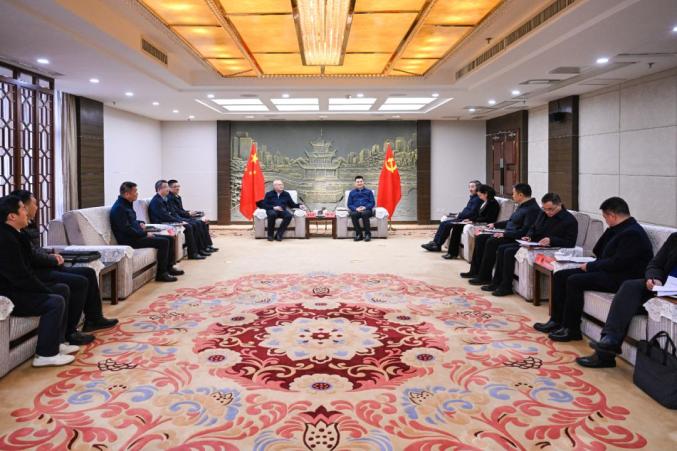貴陽市領(lǐng)導(dǎo)會(huì)見中國(guó)節(jié)能環(huán)保集團(tuán)有限公司黨委常委、總會(huì)計(jì)師朱慶鋒一行