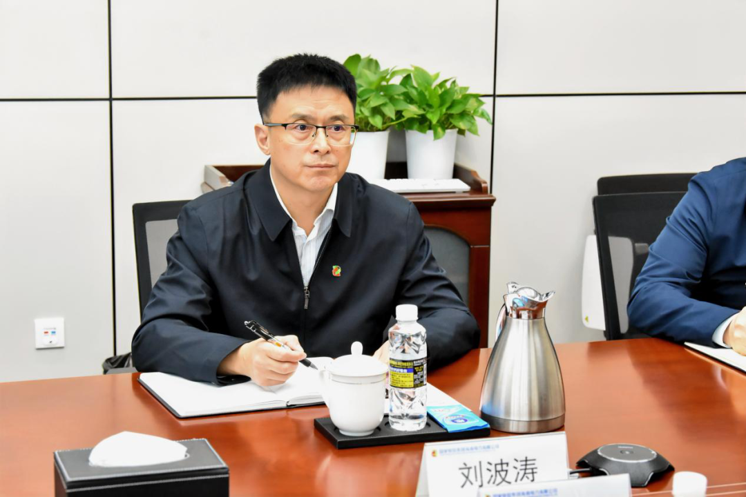 國家電投海南公司黨委副書記、總經(jīng)理劉波濤會見中國電能成套設(shè)備有限公司黨委副書記、總經(jīng)理懷文明